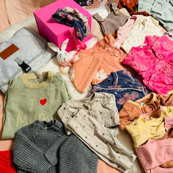 0-6 Months •BUNDLE DEAL• - Picture 10 of 16